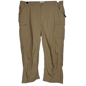 LL Bean Womens XL Khaki Nylon Spandex Stretch Cargo Capri Hiking Pants Tan Reg